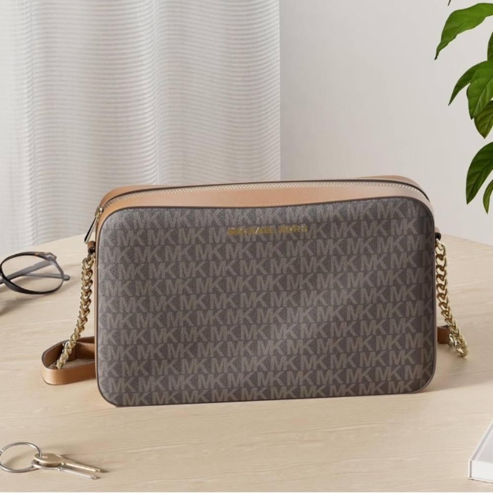 Michael Kors Women’s Brown Monogram Adjustable Strap Crossbody/Shoulder Bag |NEW - Picture 2 of 12